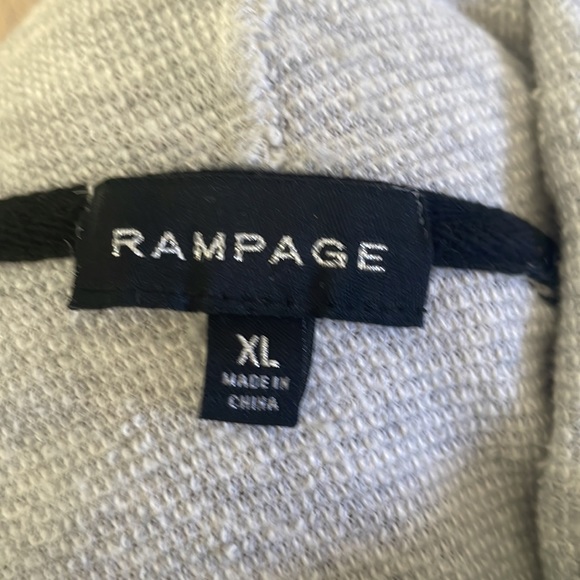 Rampage sweater super comfy! size xl - Picture 6 of 6